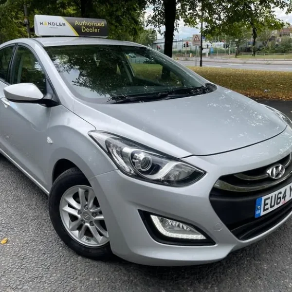 2014 Hyundai i30 1.4 Active 5-door hatchback petrol manual
