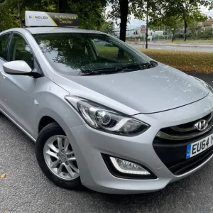 2014 Hyundai i30 1.4 Active 5-door hatchback petrol manual