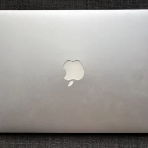 Apple MacBook Pro 13” (2015) – 2.9GHz i5, 512GB SSD, battery replaced - Image 3