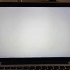 Apple MacBook Pro 13” (2015) – 2.9GHz i5, 512GB SSD, battery replaced - Image 6