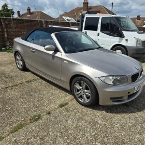 BMW 1 Series Convertible 2008 Manual - Image 3