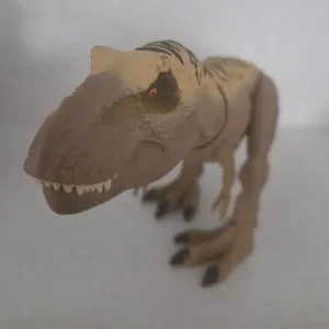 Jurassic World Hunt N Chomp T Rex Figure with Sound and Dino Tracker - Image 2