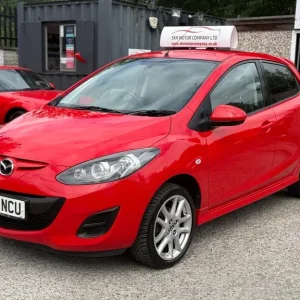 2013 Mazda2 1.3 Petrol Manual 5-door Hatchback - Image 3