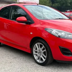 2013 Mazda2 1.3 Petrol Manual 5-door Hatchback - Image 5