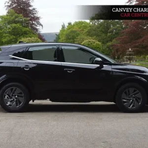 2022 Nissan Qashqai 1.3 DIG-T MHEV Acenta Premium XTRON - Image 5