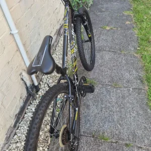 Boys bike - Image 2