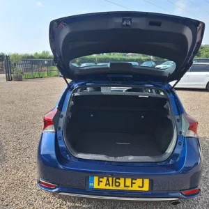 2016 Toyota Auris 1.6 D-4D Icon Euro 6 Diesel Manual 5-door Hatchback - Image 7