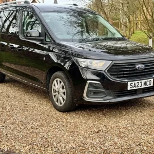 2023 Ford Tourneo Connect Grand Ecoblue Wheelchair Access Van - Image 3