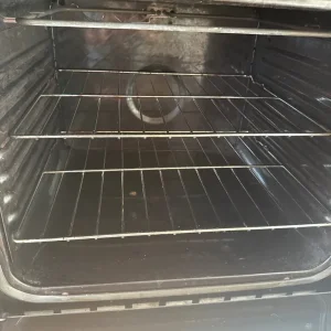 Fitted kitchen - Image 5