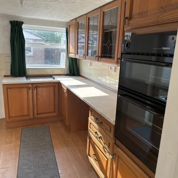 Fitted kitchen