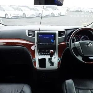 2011 Toyota Vellfire 2.4Z Platinum Selection with Bodykit and Alloy Wheels - Image 8