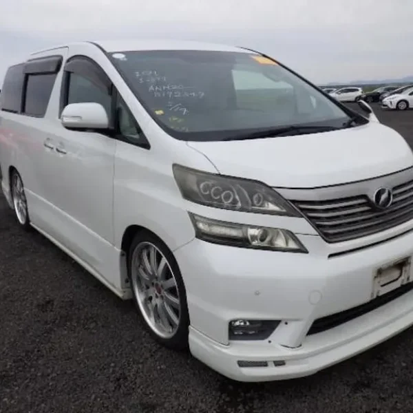 2011 Toyota Vellfire 2.4Z Platinum Selection with Bodykit and Alloy Wheels