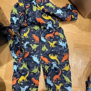 150+ kids' items from top brands - Image 8