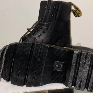 Doc Martens boots size 6.5 new no tag - Image 3