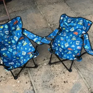 2 children’s camping chairs