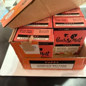 Pooch & Mutt Chicken puppy food x 11 sealed cartons - Image 2