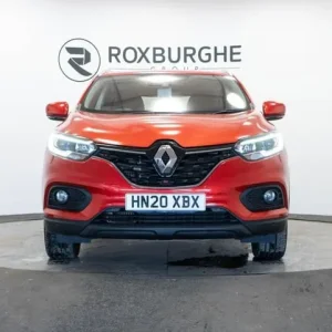 2020 Renault Kadjar 1.3 TCE 5-door SUV with 19-inch alloys and full tech - Image 2