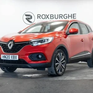 2020 Renault Kadjar 1.3 TCE 5-door SUV with 19-inch alloys and full tech - Image 3