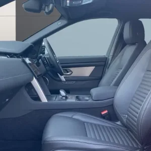 2025 Land Rover Discovery Sport 2.0 D200 Dynamic SE 5-seater Diesel Station Wagon - Image 3