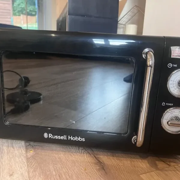 Microwave Russell Hobbs