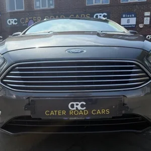 2015 Ford Focus 1.0T EcoBoost Titanium Estate - Image 2