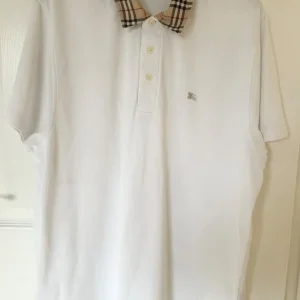 Men’s Burberry white polo shirt - Image 4