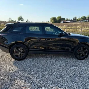 2019 Land Rover Range Rover Velar R-Dynamic 2.0 Diesel 4WD - Image 6