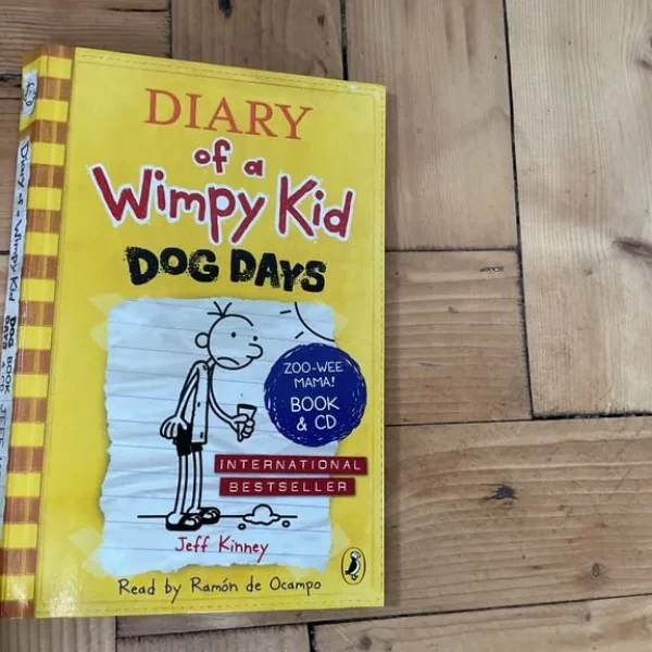 Diary of a Wimpy Kid: Dog Days audiobook (2 CDs)