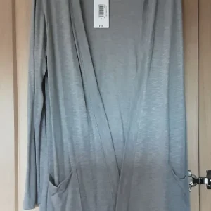 Longline Ladies Cardigan size 12