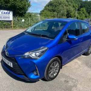 2017 Toyota Yaris VVT-I Icon Tech Hatchback - Image 2