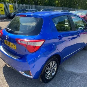 2017 Toyota Yaris VVT-I Icon Tech Hatchback - Image 7