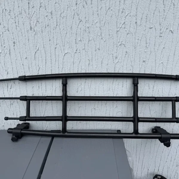 Universal pet car barrier