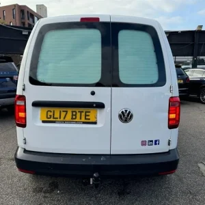 2017 Volkswagen Caddy 2.0 TDI C20 BlueMotion Tech Startline SWB Euro 6 - Image 5
