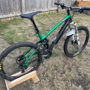 Trek Fuel EX 9.8 26 carbon - Image 3