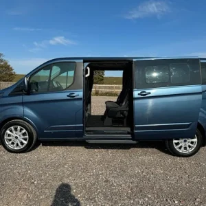 2021 Ford Tourneo Custom 320 Titanium EcoBlue 9-Seater Minibus - Image 2