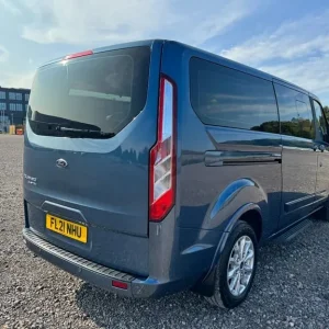 2021 Ford Tourneo Custom 320 Titanium EcoBlue 9-Seater Minibus - Image 4