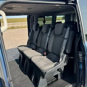 2021 Ford Tourneo Custom 320 Titanium EcoBlue 9-Seater Minibus - Image 8