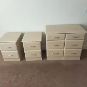 Bedside tables and drawers - Image 2