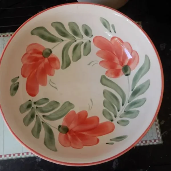 Large salad bowl with floral pattern