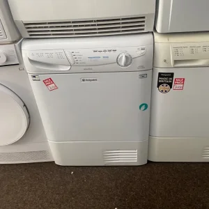 WHITE HOTPOINT ENERGY EFFICIENT CONDENSER TUMBLE DRYER