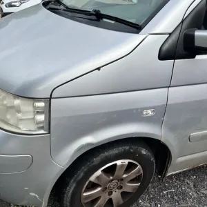 Volkswagen Caravelle MPV 2005 manual 5-door - Image 4