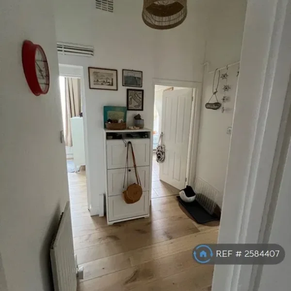 1 bedroom flat in Loughborough Road, west-mersea, Colchester (1 bed)