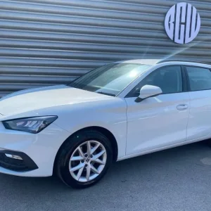 2021 SEAT Leon 1.5 TSI Evo 5-door Estate Manual - Image 2