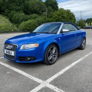 2006 Audi S4 Convertible Manual - Image 4