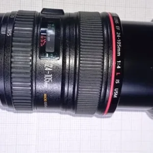 Canon EF 24-105mm f/4L IS USM Zoom Black Camera Lens - Image 3