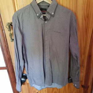 2 Pierre Cardin shirts - Image 3