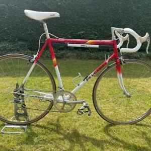 Vintage Peugeot Aravis