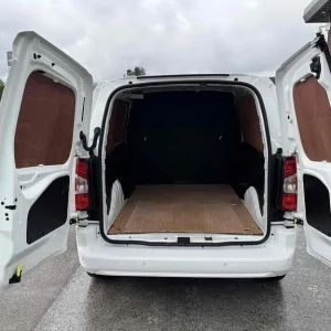 2021 Vauxhall Combo Turbo D 100ps 2300 Sportive Euro 6 with Air Con, Sat Nav Car Play, Rear Sen P... - Image 8