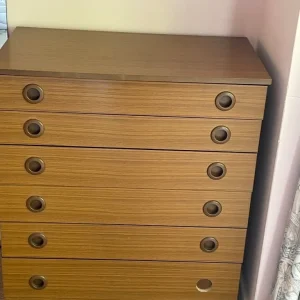 Small chest of drawers