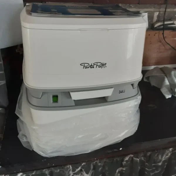 Porta Potti 365